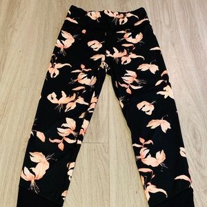 Threads 4 Thought floral legging